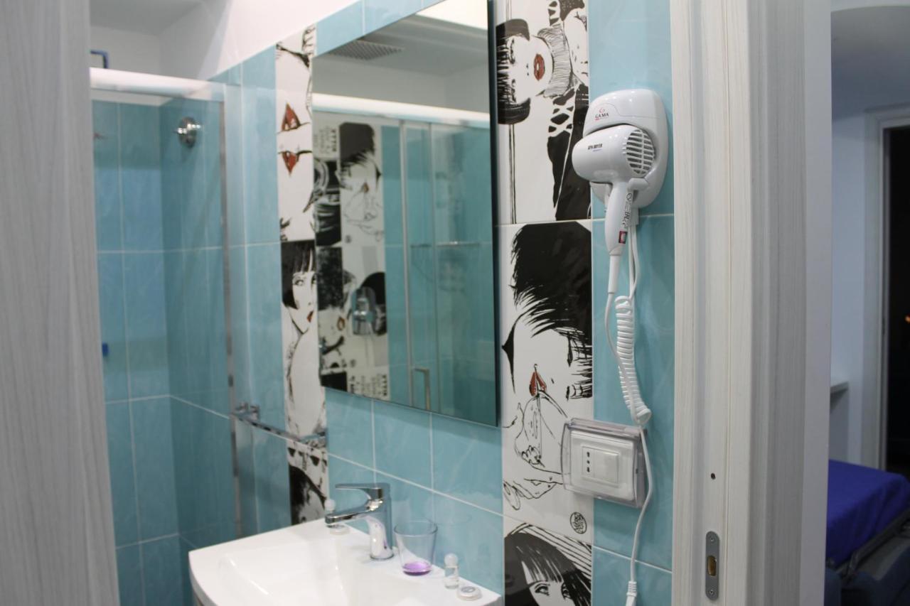 Casavacanzeivana Pizzo  Luaran gambar