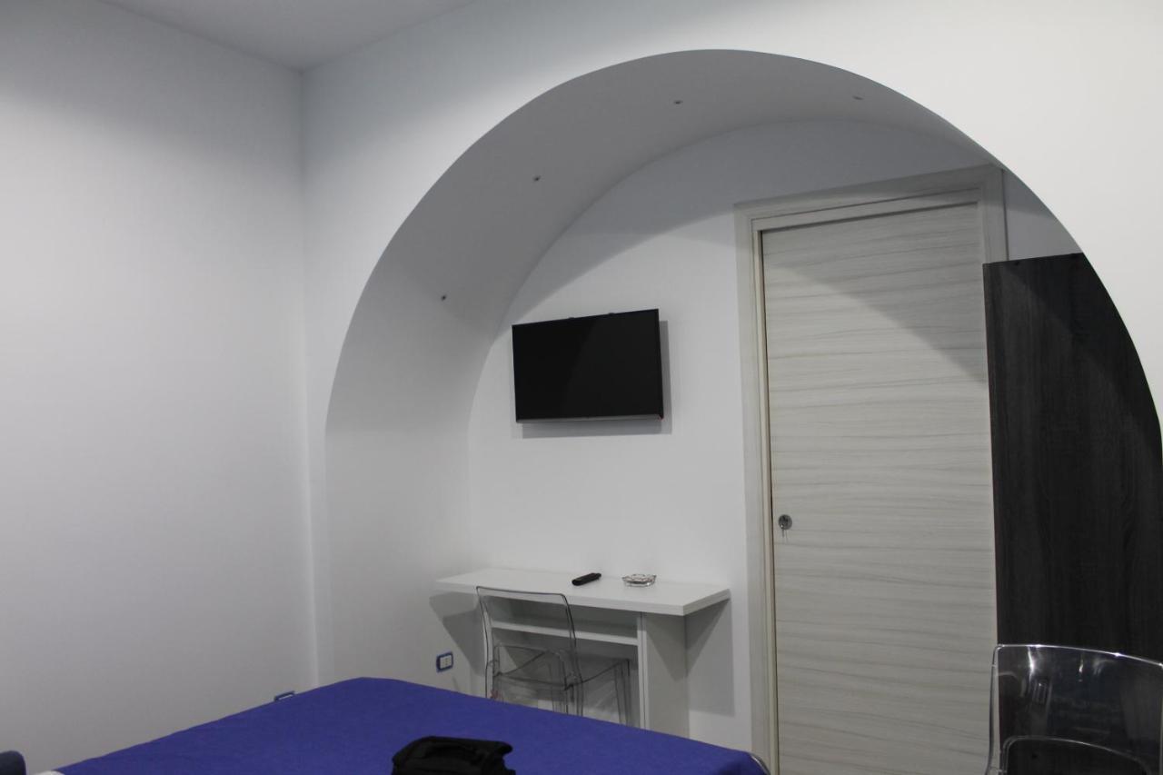 Casavacanzeivana Pizzo  Luaran gambar