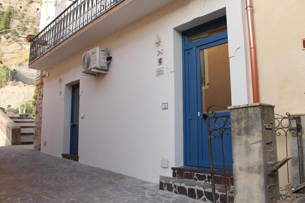 Casavacanzeivana Pizzo  Luaran gambar